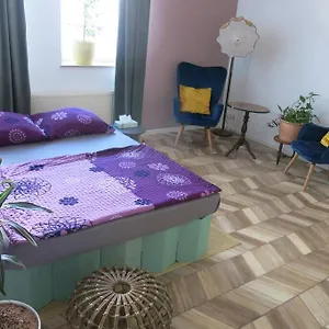 Stuckverzierte, Zentrumsnahe Im Sueden Apartment Leipzig